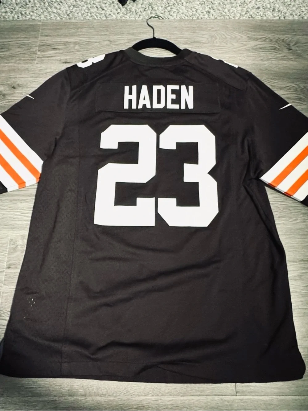 Nike MEDIUM Cleveland Browns Jersey | #23 Joe Haden